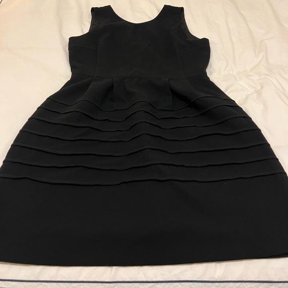 Madewell crepe sleeveless black dress - Picture 1 of 3